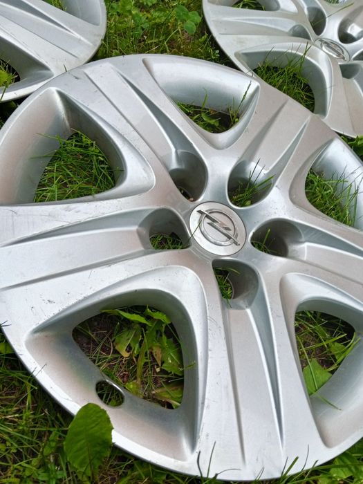 Sprzedam kołpaki strukturalne opel Insignia