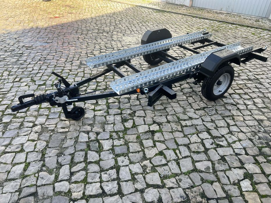 Atrelados Reboques Motas