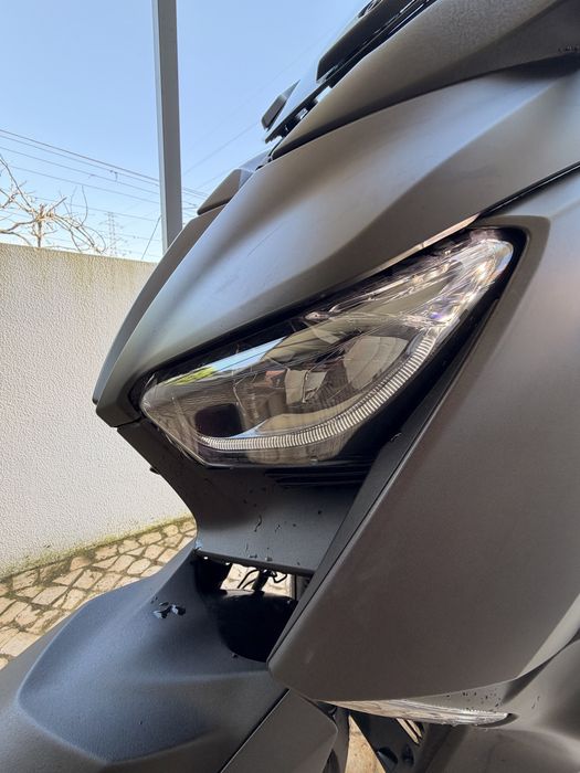 Yamaha X-Max 300