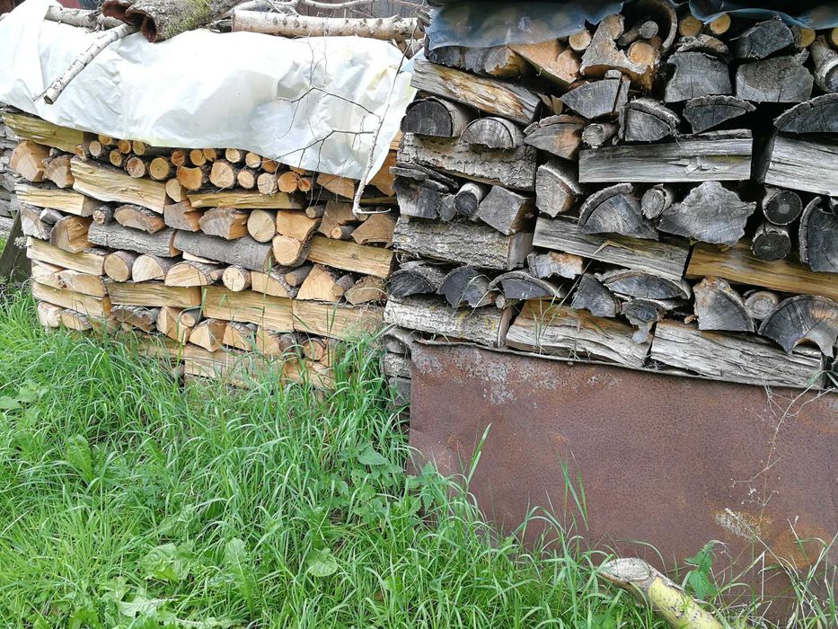 Drewno opałowe sezonowane