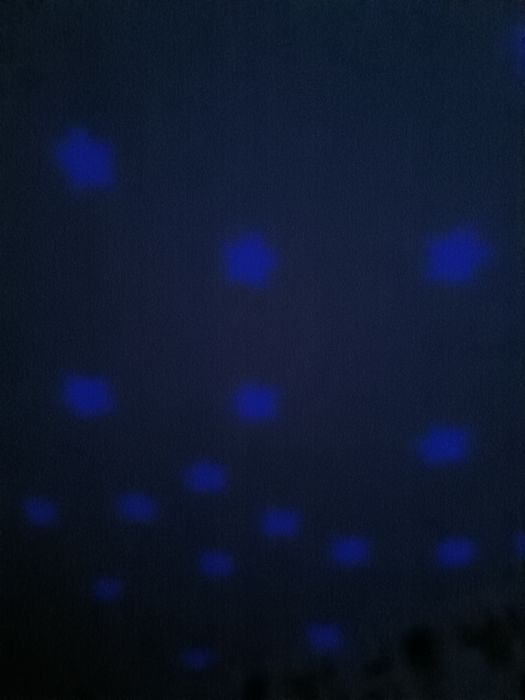 Lampka z projektorem