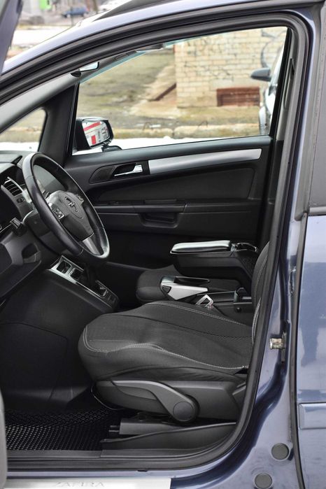 Opel Zafira 2006 1.9 Дизель механіка (Перший внесок від 20%)