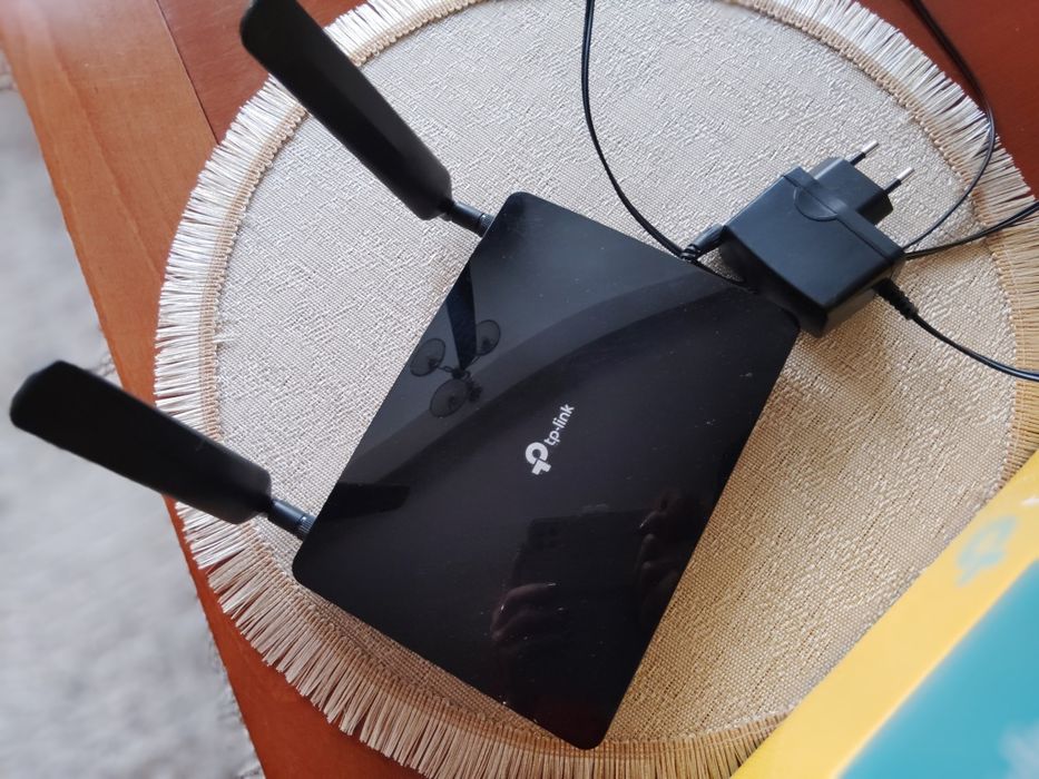 Router TP-Link TL-MR6400  Wi-Fi 4 4G LTE 300 Mb/s SIM plus wzmacniacz