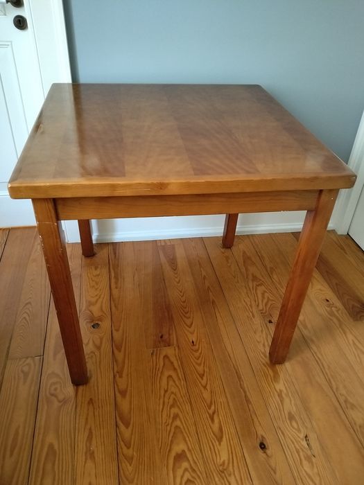 Mesa de  madeira