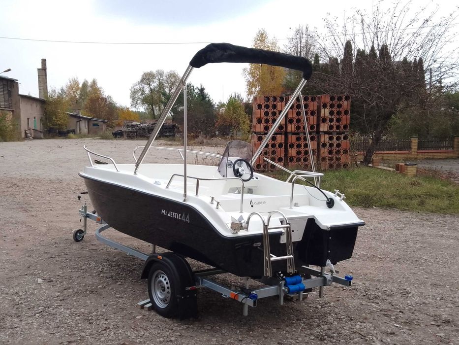 Nowa łódź motorowa Masurian Majestic 44 + bimini, motorówka