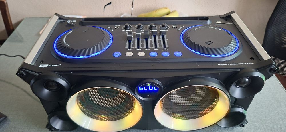 Boombox  Bluetooth  New AUDIO RM-800BT