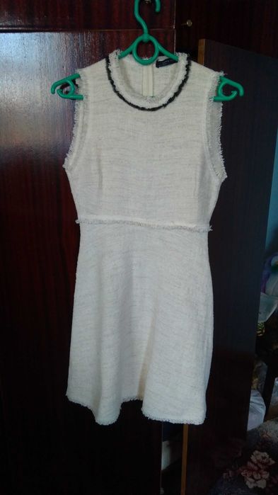 Жіночий одяг,штани, плаття, блюзи