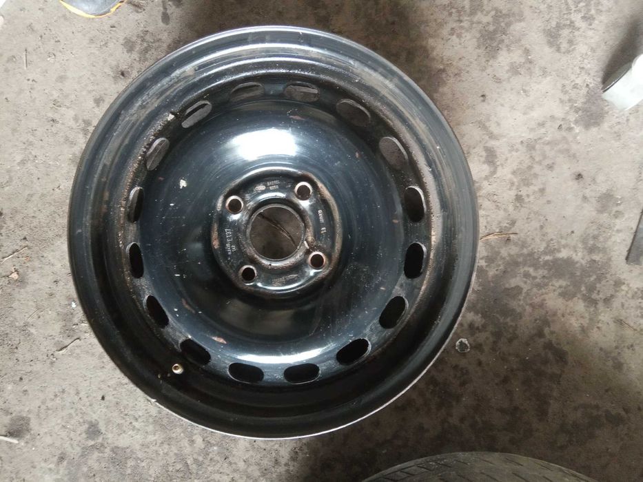 Диск колеса на 15 AUDI