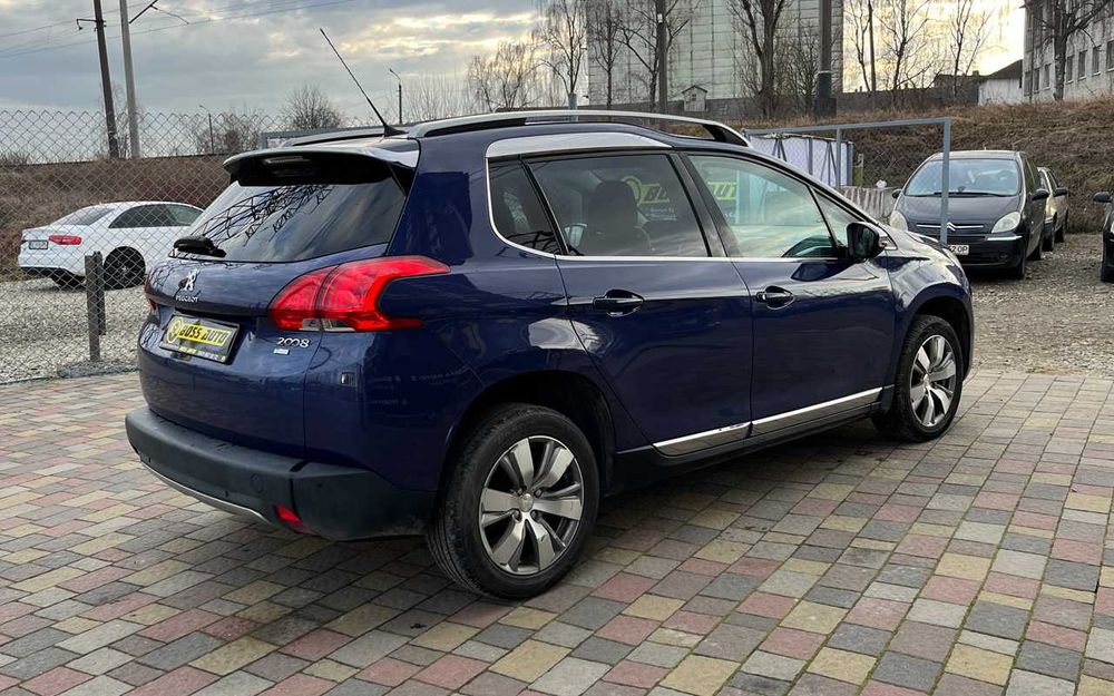 Peugeot 2008 2015