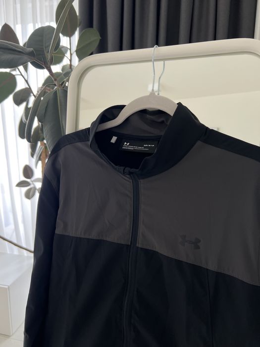 Вітровка Under Armour