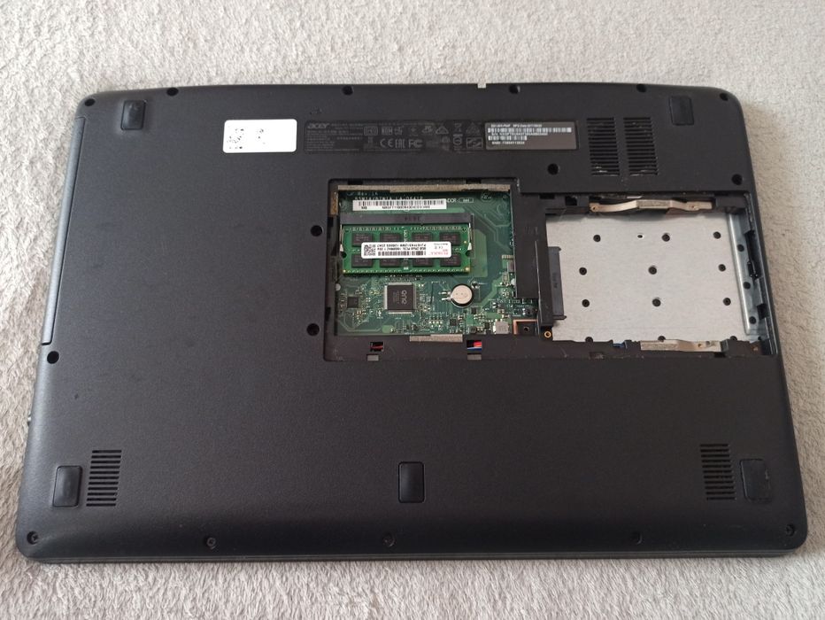 Ноутбук Acer Aspire ES1-533