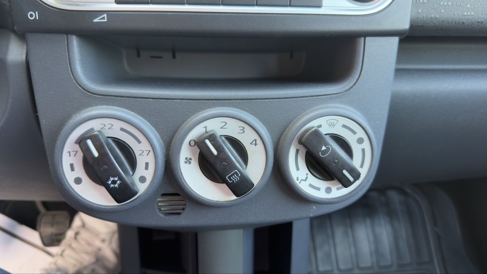 Mitsubishi colt 1.1 Ar Condicionado