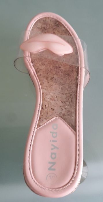 Босоножки пудрового цвета 37