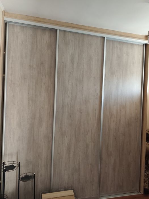 Терміновий продаж будинку біля лісу