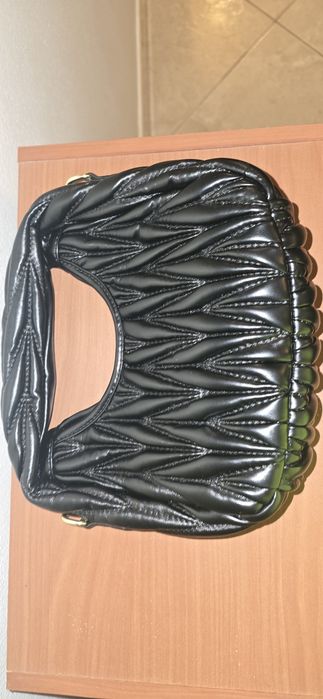 Mala Miu Miu nova