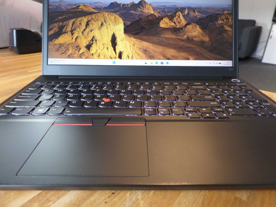 Lenovo ThinkPad E15 i5 SSD 1256 GB ram 16 GB win 11 laptop notebook