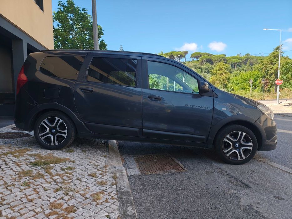 Dacia Lodgy StepWay 1.5 DCI 115 CV 7 Lug Nacional Iva Discriminado