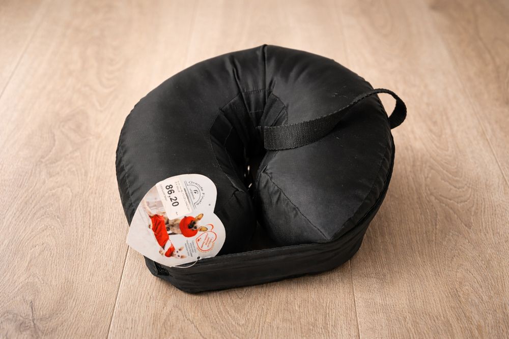 Kolnierz ochronny dla psa lub kota. Rozmiar XL) – ok. 37–48