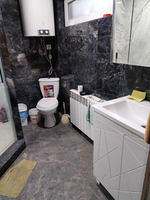 Продам 2 комнатную квартиру на пос. Котовского со своим двором