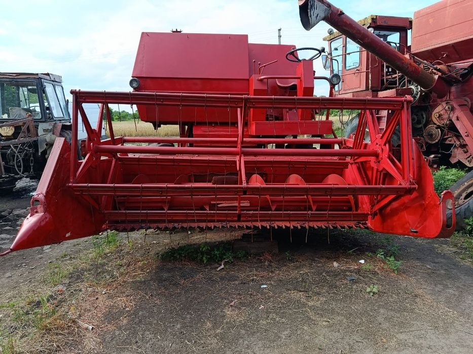 Massey Ferguson 186