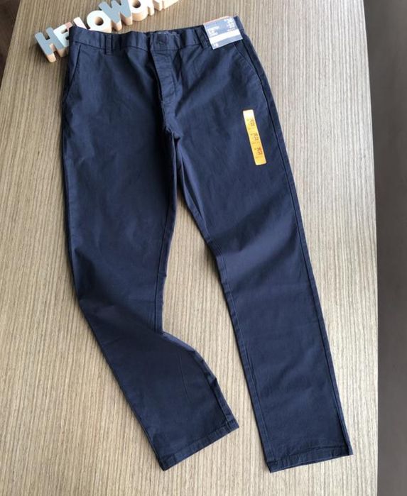 Темно синие мужские брюки  чиносы