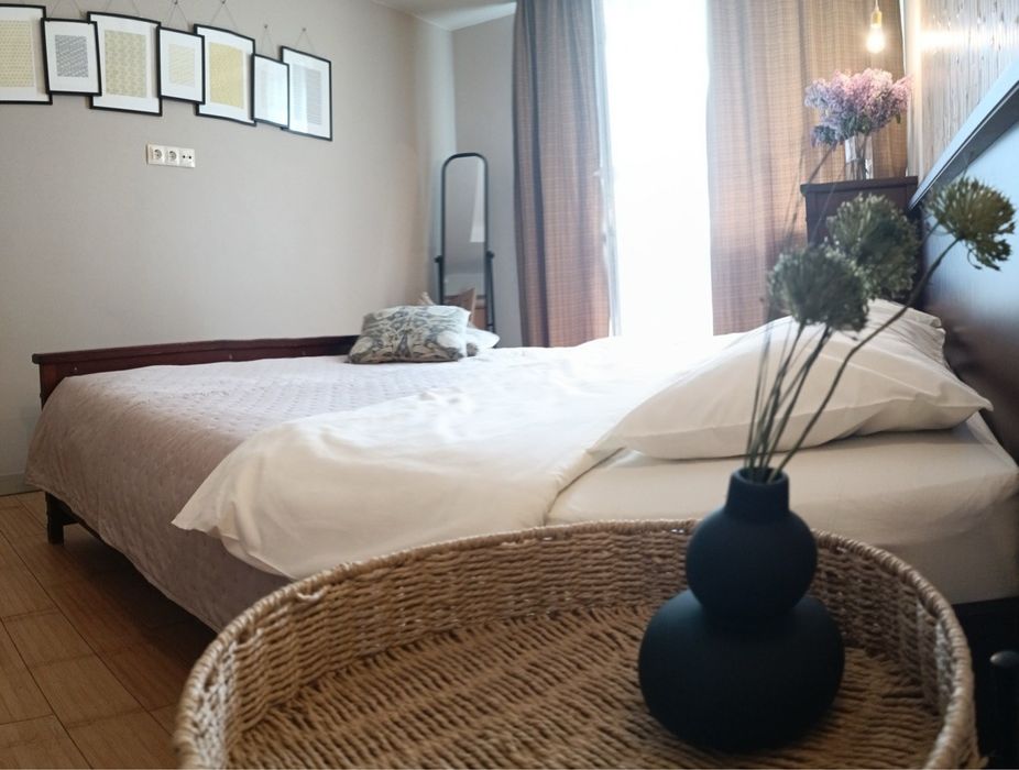 Продаж 2 кім і вітальня Вяч Чорновола