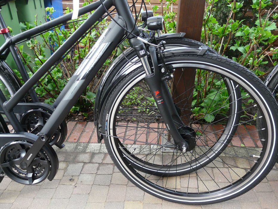 Rower trekingowy PEGASUS Solero 28"/50 Germany.  powystawowy