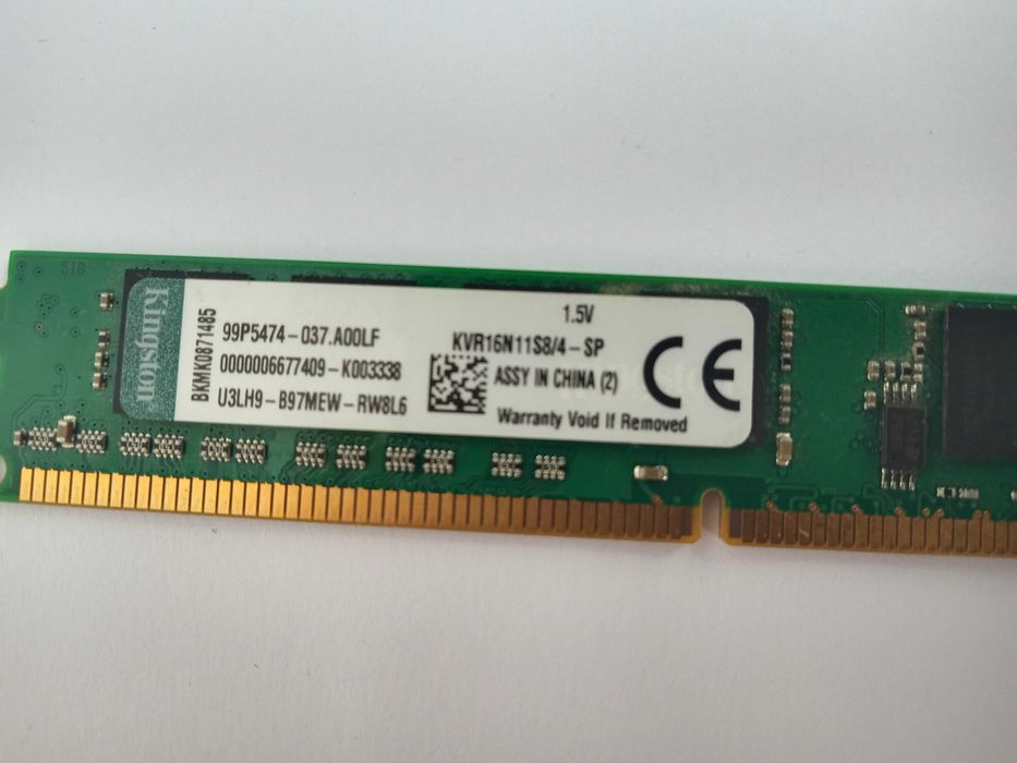 Оперативна пам'ять Kingston 4 GB DDR3 1600 MHz (KVR16N11S8/4) б/в