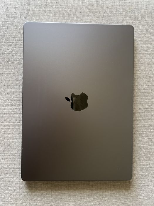 MacBook Pro 14, M1 16GB 1TB