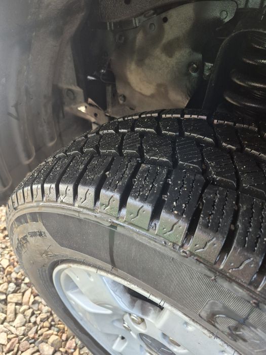 Mitsubishi L200 2.4 Diesel nowe opony alu klima 2x koła