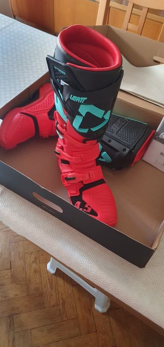 Leatt 4.5 MX Boots size 43