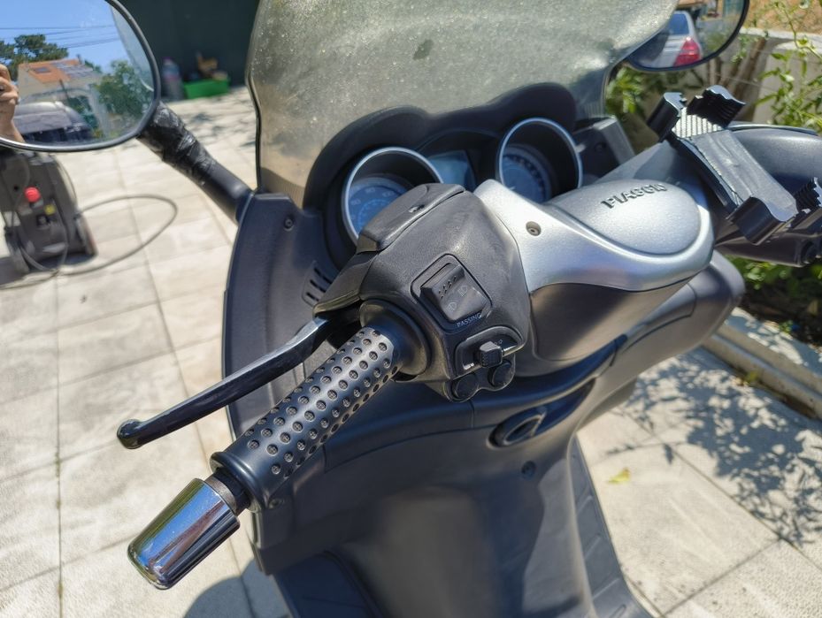 Piaggio X Evo 125