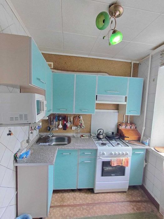 E S3 Продам 2к квартиру ул. Познанская,8