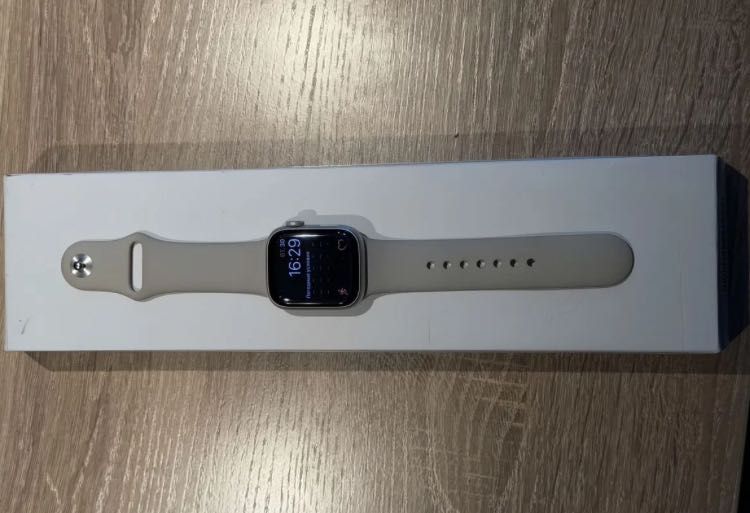 Часы apple watch 8