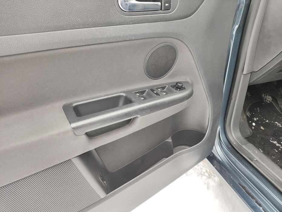 Автомобіль Wolkwagen Golf Plus 2005 рік