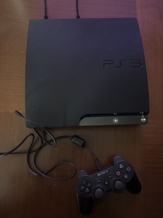 Playstation 3 slim 300 GB com comando e câmera + 10 jogos