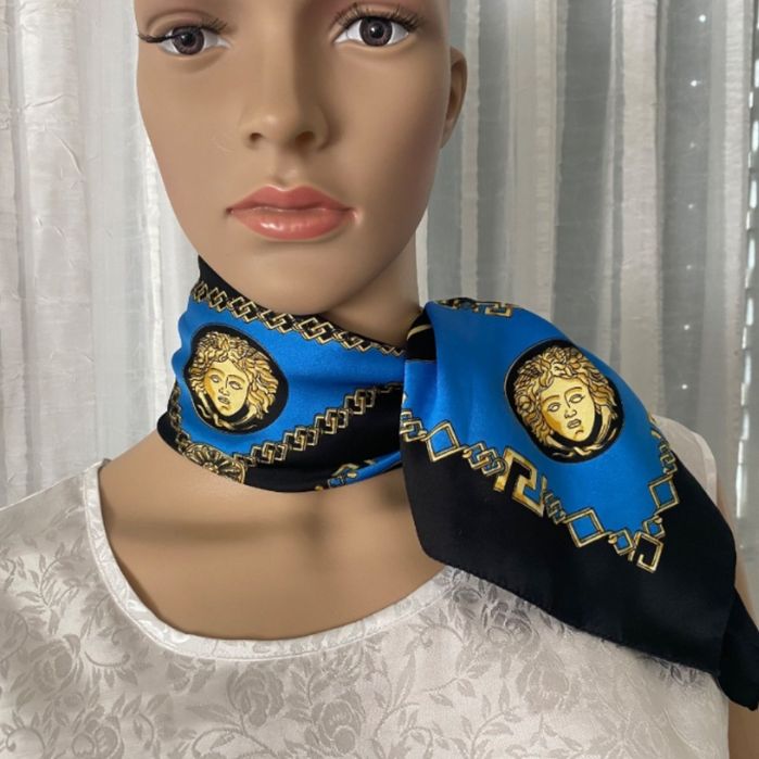 Хустка Versace на шию сумочку або на волосся