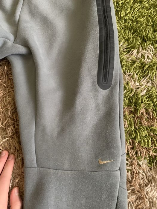 Штаны nike tech fleece