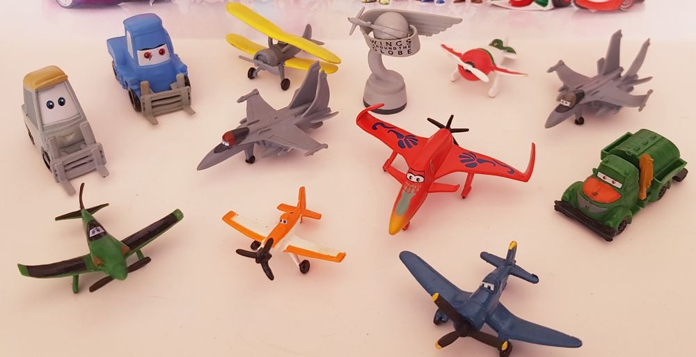 12 pcs Disney Planes (Shipping Included)64285036048769121