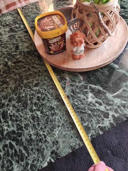 Solidna ława do salonu