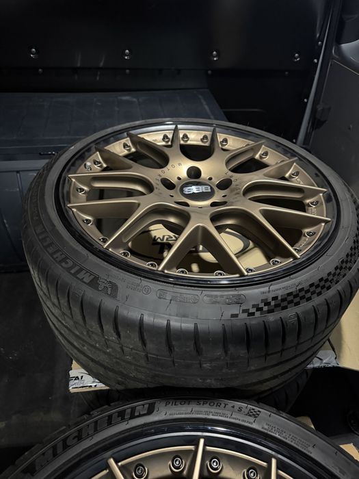 Kola Felgi porsche 911 992 20/21 cali BBS chr-2 michelin 4s