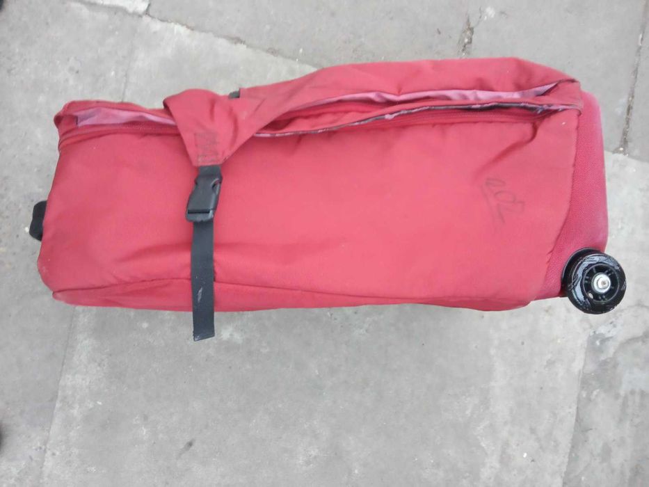 Валіза    на колесах