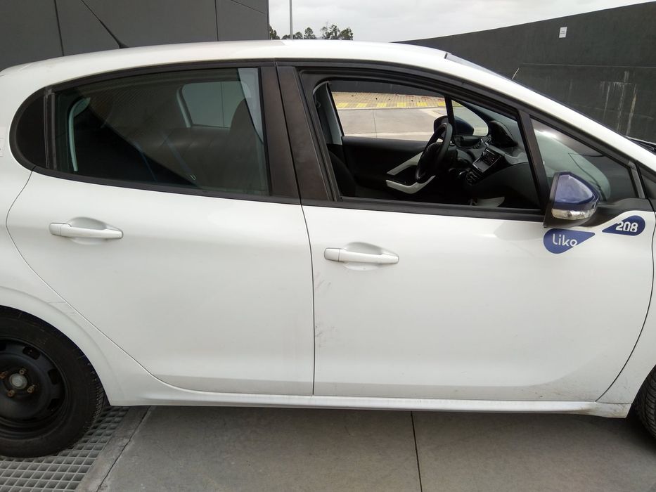 PEUGEOT 208 I - 2015 - Para Peças