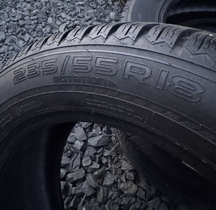Шини 235 55 R18 Nokian, Зима, як нові