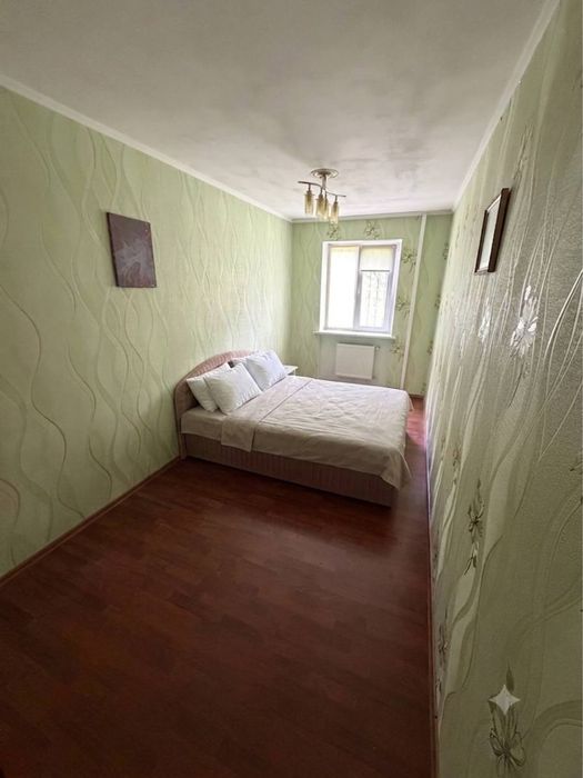 Продам 3-кімнатну квартиру на пр. Поля ( Кірова)