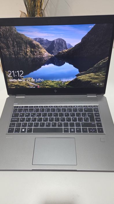Portátil HP Zbook Fury Xeon 6x12 32gb nvme 512 15FHD