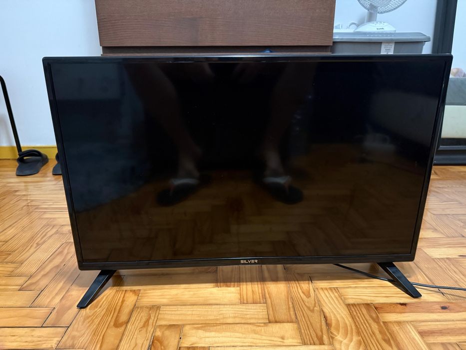 Vendo televisão Silver , usada por apenas  60€