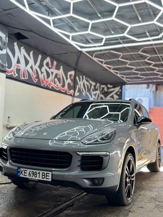 Porshe Cayen 2017 год