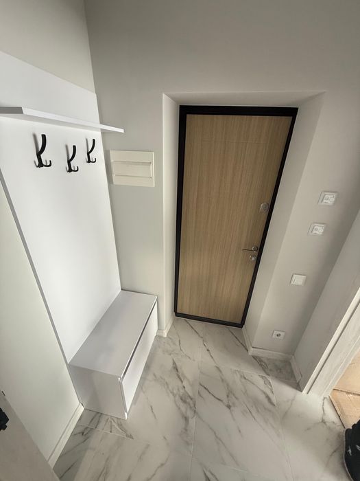 Продаж 1 квартири в новобудові зі всіма меблями і технікою