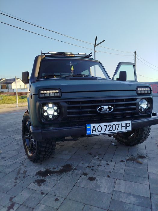 Нива в доброму технічному стані!